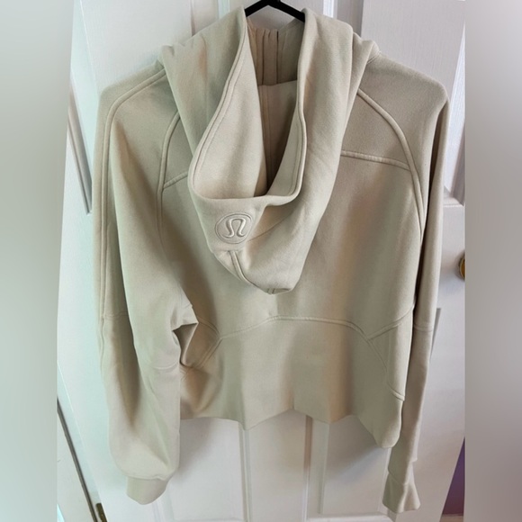 Lululemon scuba half zip - Picture 2 of 3